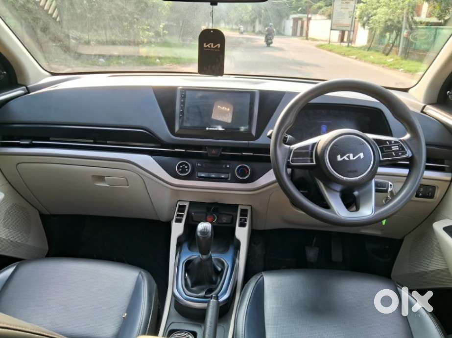 Kia Carens 1.5 Premium Diesel 7 Str Imt, 2024, Diesel