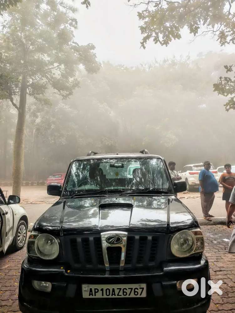 Mahindra Scorpio Lx 2012