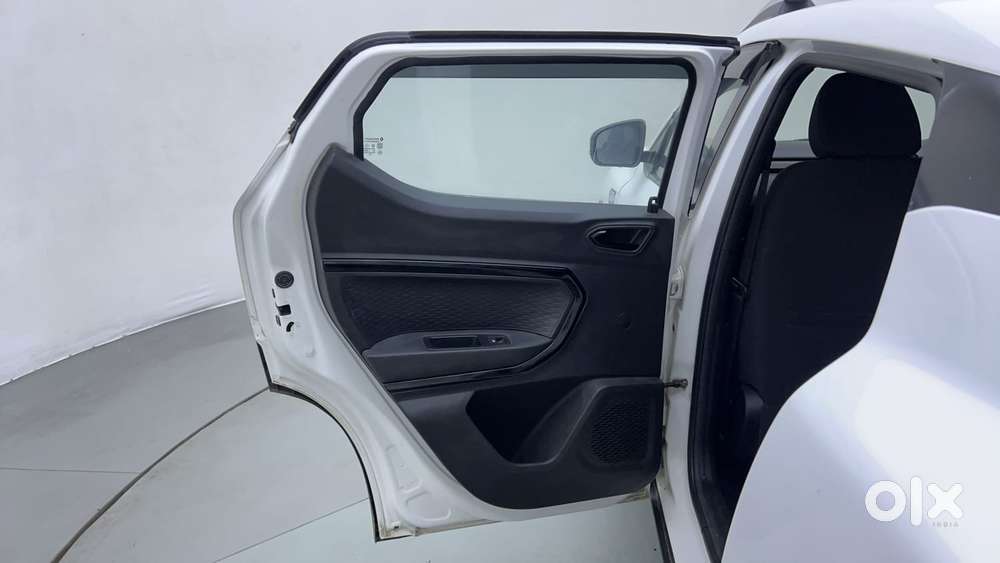 Renault Kiger Rxz Turbo Cvt, 2022, Petrol