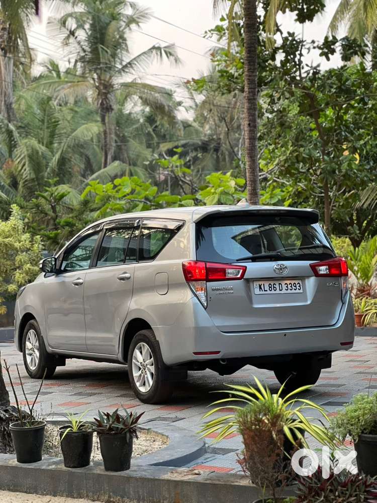 Toyota Innova Crysta 2016 Diesel Manual