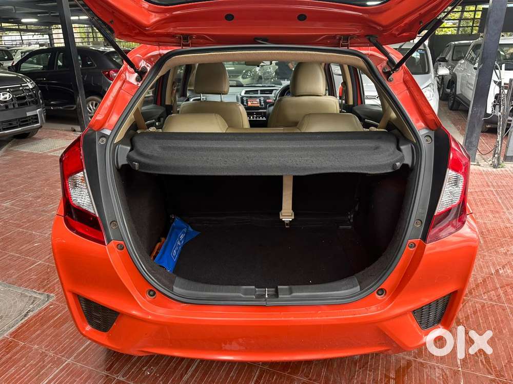 Honda Jazz 1.2 V I Vtec Privilege, 2015, Petrol