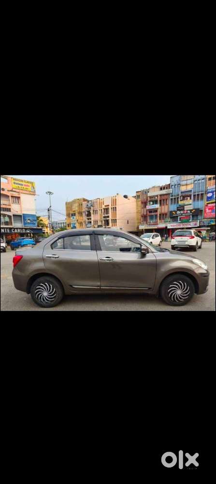 Maruti Suzuki Dzire 1.2 Vxi, 2021, Petrol