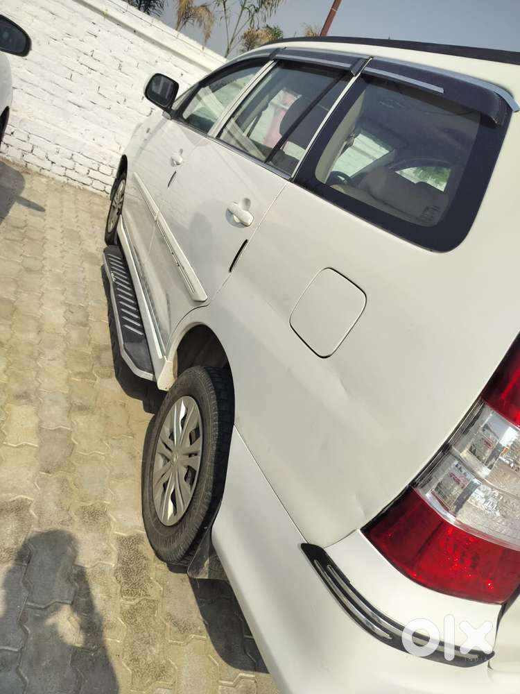 Toyota Innova 2.5 Z Diesel 7 Seater, 2013, Diesel