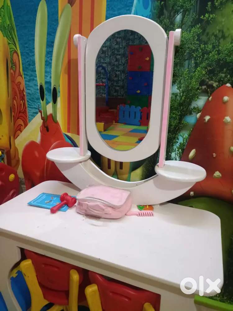 Makeup Pretend play