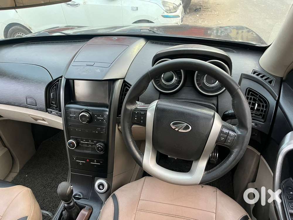 Mahindra Xuv500 2.2 W10, 2015, Diesel