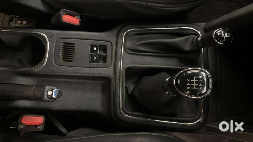 Mahindra Thar Lx 4-str Convertible Mt, 2020, Diesel