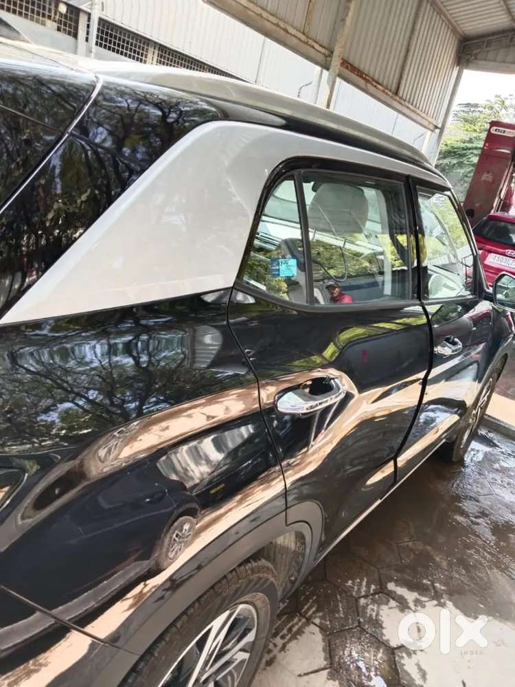 Creta Black