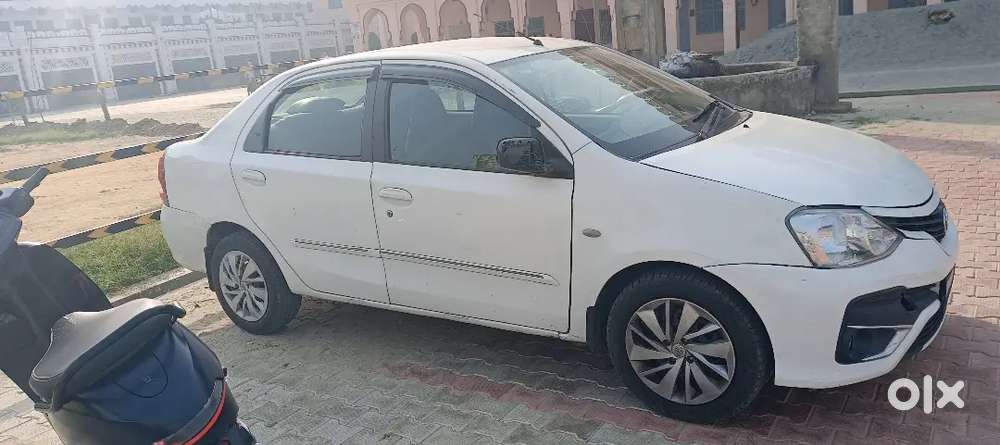 Toyota Etios 2013 Cng & Hybrids 100000 Km Driven