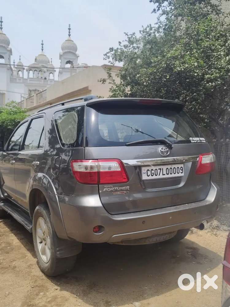 Toyota Fortuner 2010