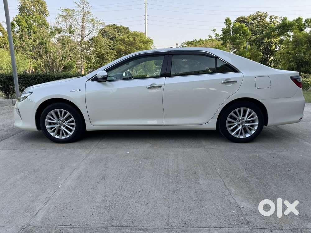 Toyota Camry Hybrid, 2017, Petrol
