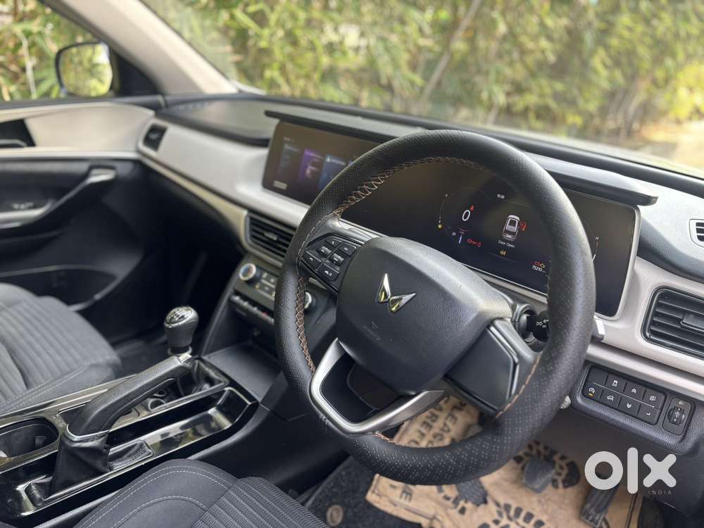 Mahindra Xuv700 2.2 Ax 5 Diesel Mt 7 Str, 2022, Diesel
