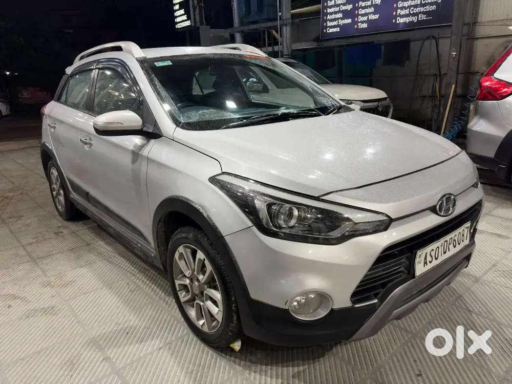 Hyundai I20 Active 2018 Km Driven