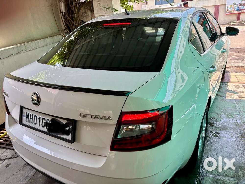 Skoda Octavia 2017 Petrol Style Car