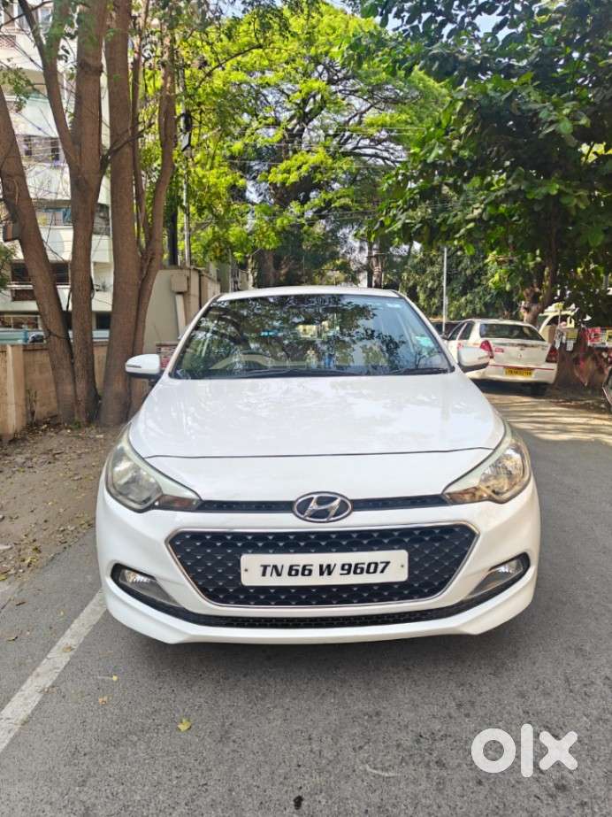 Hyundai I20 Sportz 1.2 Bs-iv, 2018, Petrol