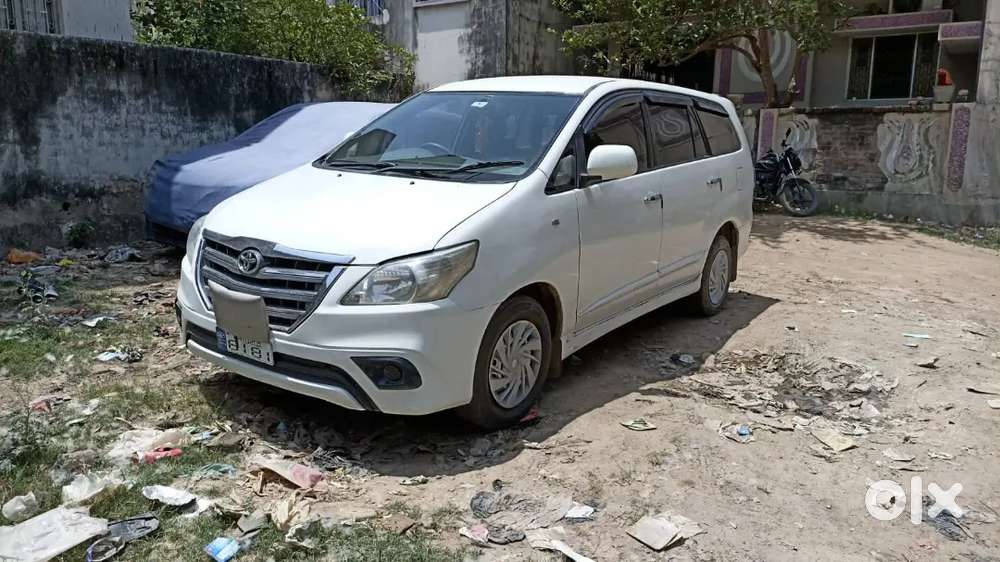 Toyota Innova Diesel 2014