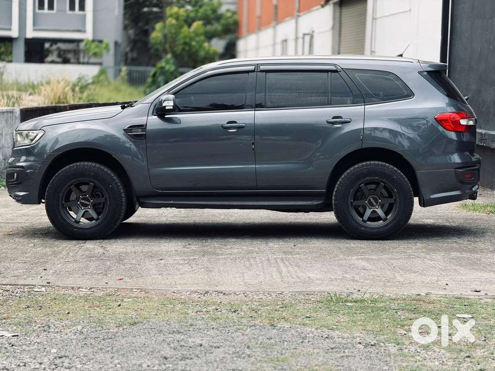 Ford Endeavour 3.2 Titanium 4x4 At, 2017, Diesel