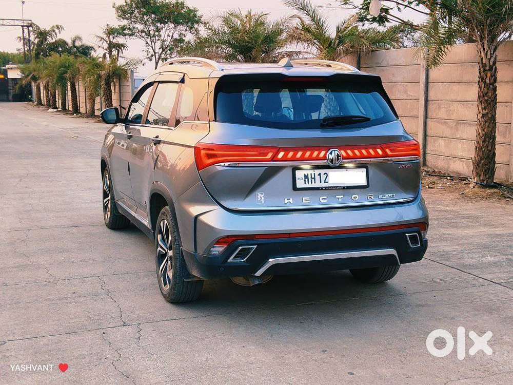 Mg Hector Plus Savvy Pro 1.5 Turbo Petrol Cvt 7 Str Dual Tone, 2023,..