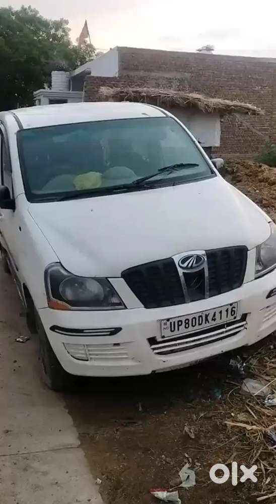 Mahindra Xylo 2015