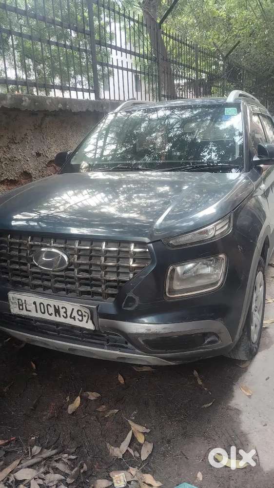 Hyundai Venue Petrol 2019