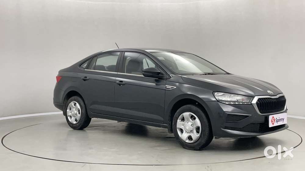 Skoda Slavia Active 1.0l Tsi Mt, 2022, Petrol