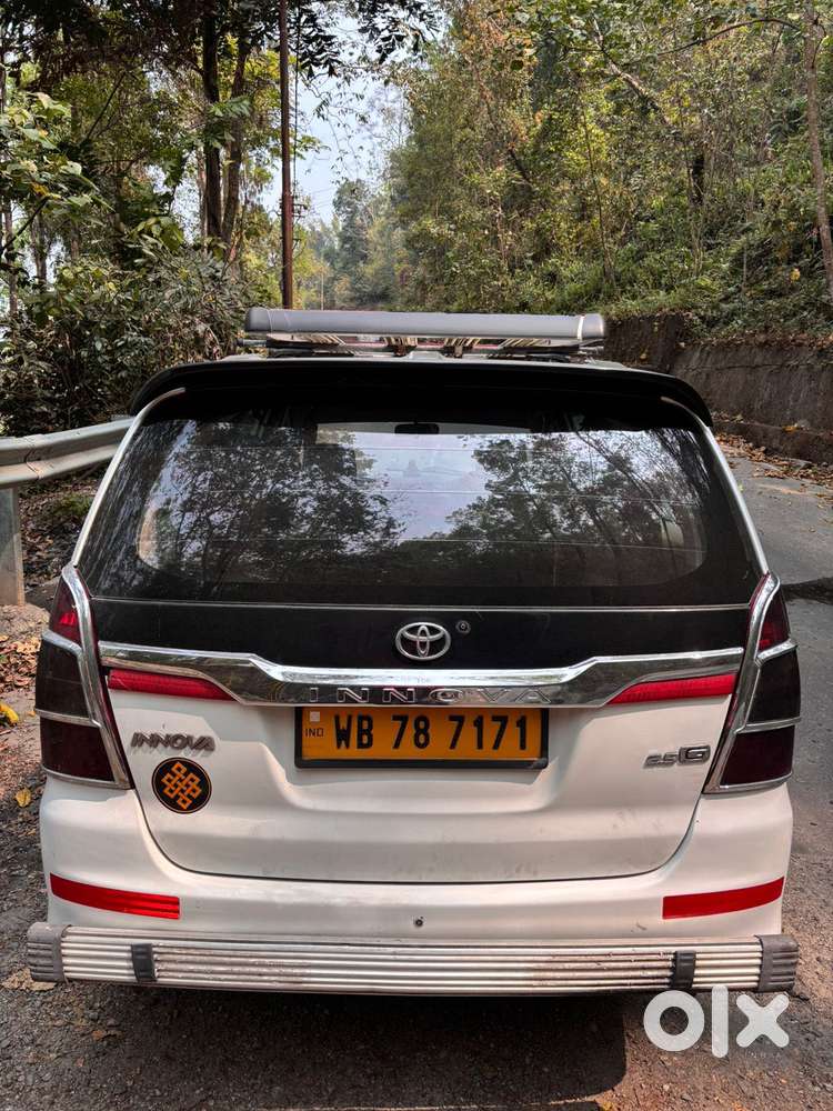 Toyota Innova 2012-2013 2.5 E Diesel Ms 8-seater, 2016, Diesel