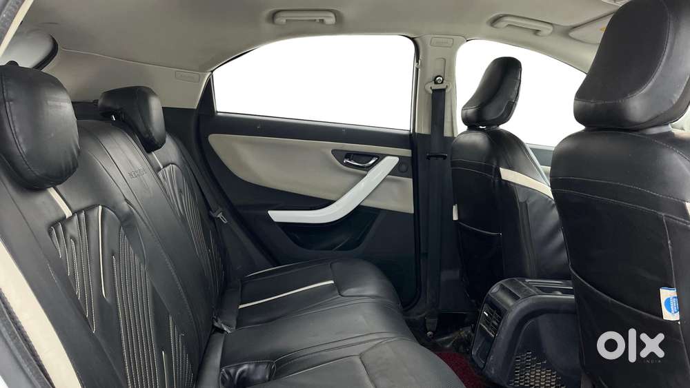 Tata Nexon Creative Plus 1.2 Revotron Petrol 6 Mt, 2024, Petrol