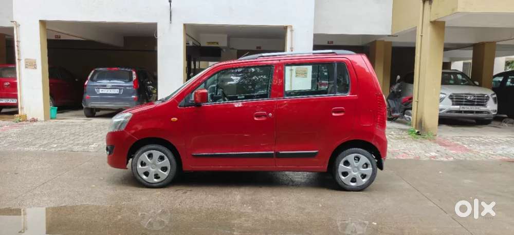 Maruti Suzuki Wagon R 1.0 Vxi Amt, 2017, Petrol