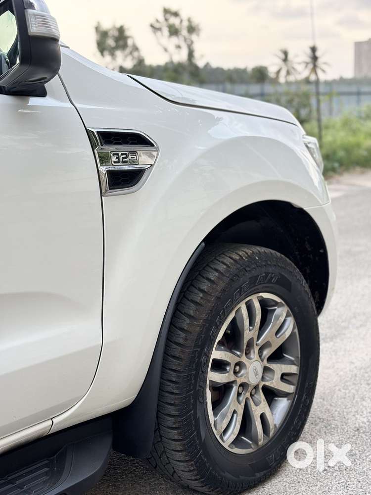 Ford Endeavour 3.2 Titanium At 4x4, 2016, Diesel