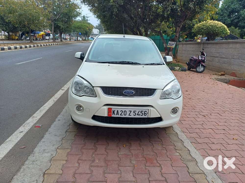 Ford Fiesta Petrol Style, 2013, Cng & Hybrids