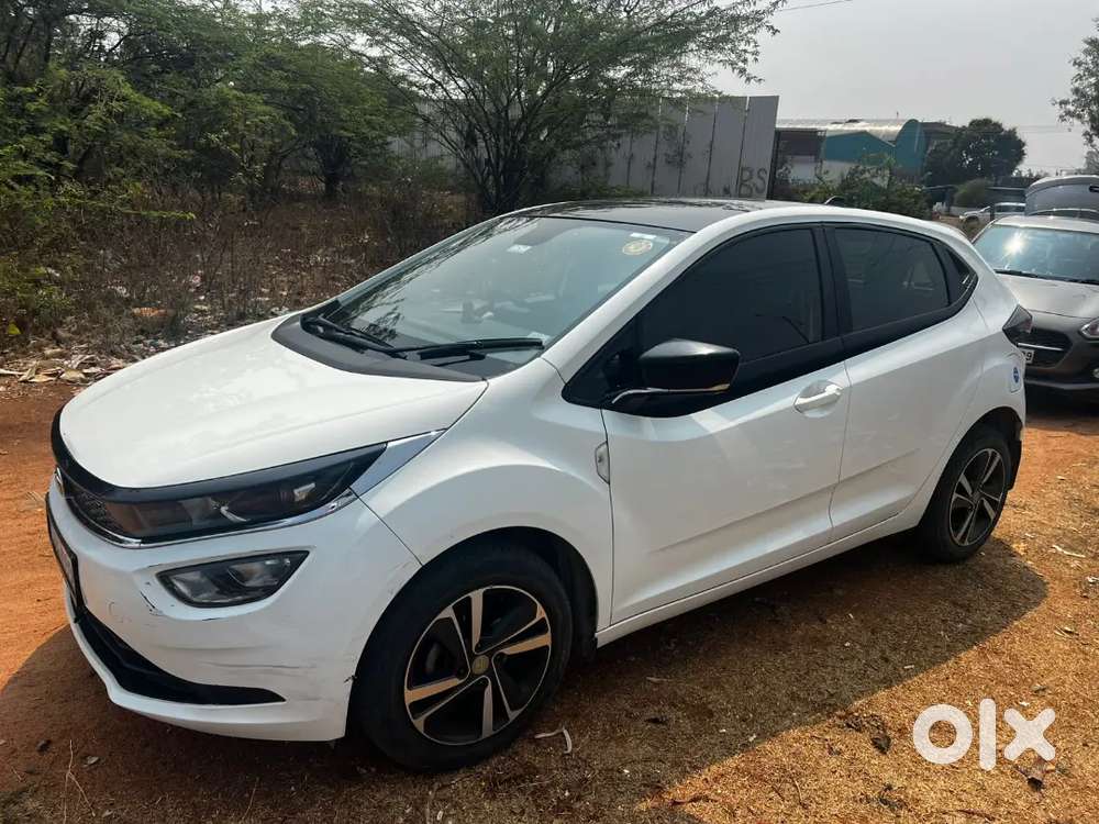 Tata Altroz Ev 2024 Petrol Well Maintained