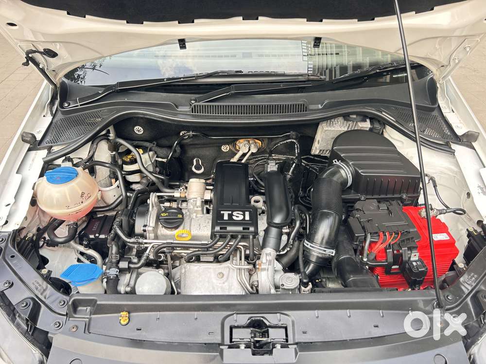 Volkswagen Vento 1.2 Highline Plus At 16 Alloy, 2017, Petrol