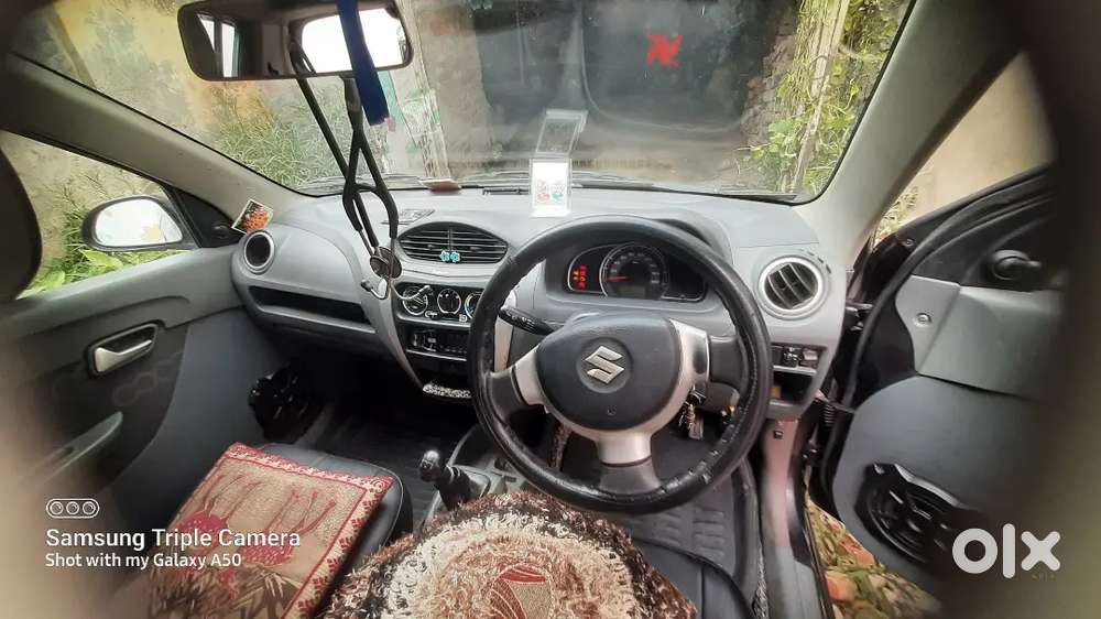 Well Maintain, Clean Interior And Engine.