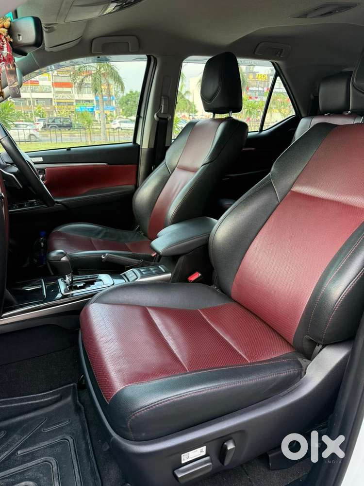 Toyota Fortuner Legender 4x2 At 2.8, 2024, Diesel