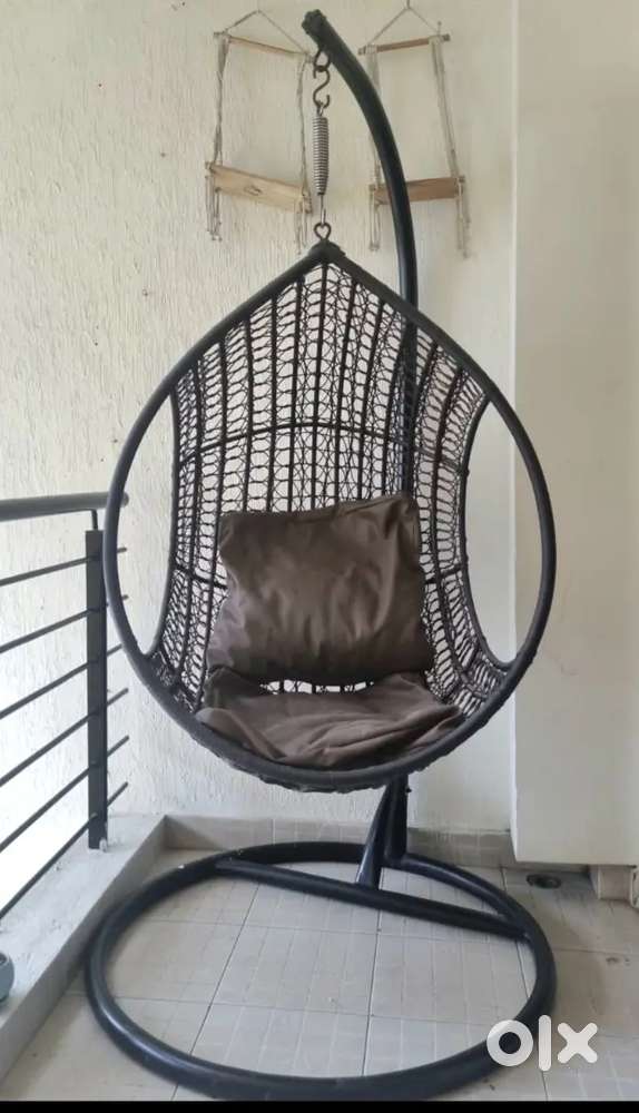 Swing 3 years old very good condition new