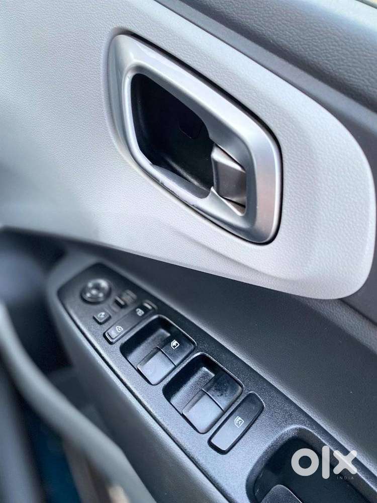 Hyundai Grand I10 Nios Sportz, 2020, Cng & Hybrids