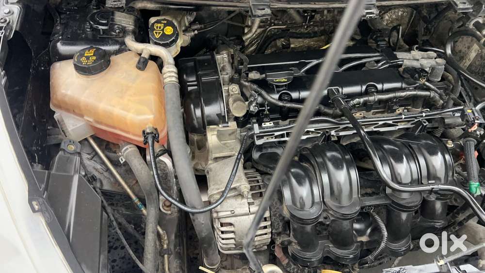 Ford Figo 1.5p Titanium At, 2015, Petrol