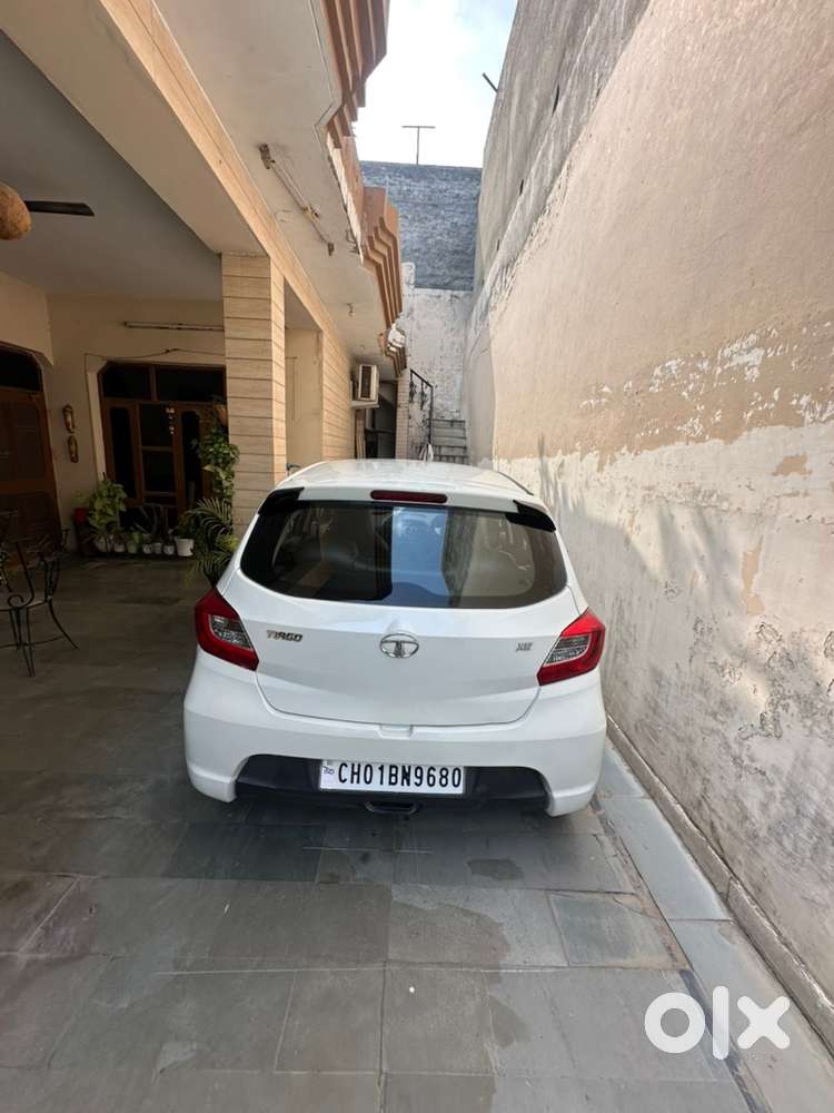 Tata Tiago Hybrid 2017