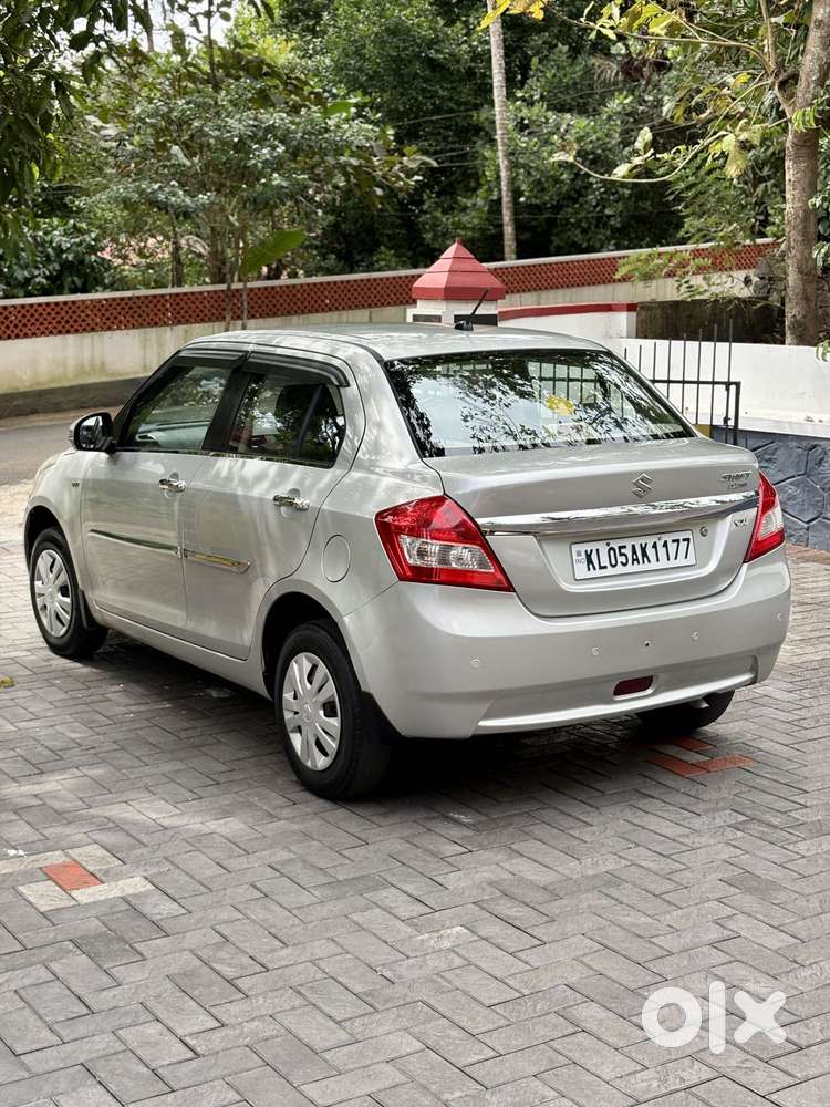 Maruti Suzuki Swift Dzire 1.2 Vxi Bsiv, 2014, Petrol