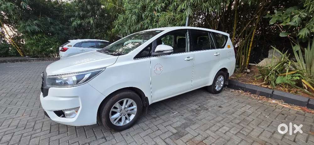 Toyota Innova Crysta 2019