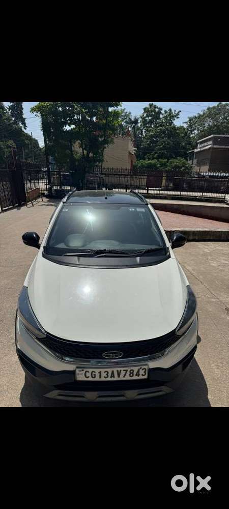 Tata Tiago 1.2 Revotron Xza, 2023, Petrol