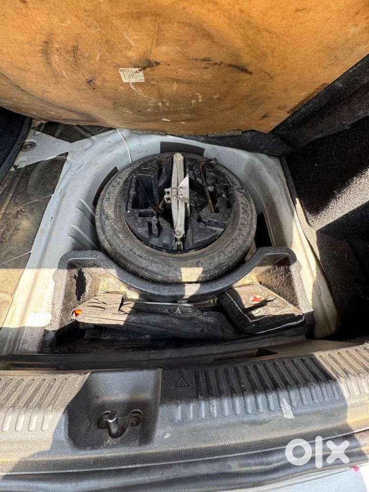 Skoda Rapid 1.6 Mpi At Ambition, 2015, Petrol