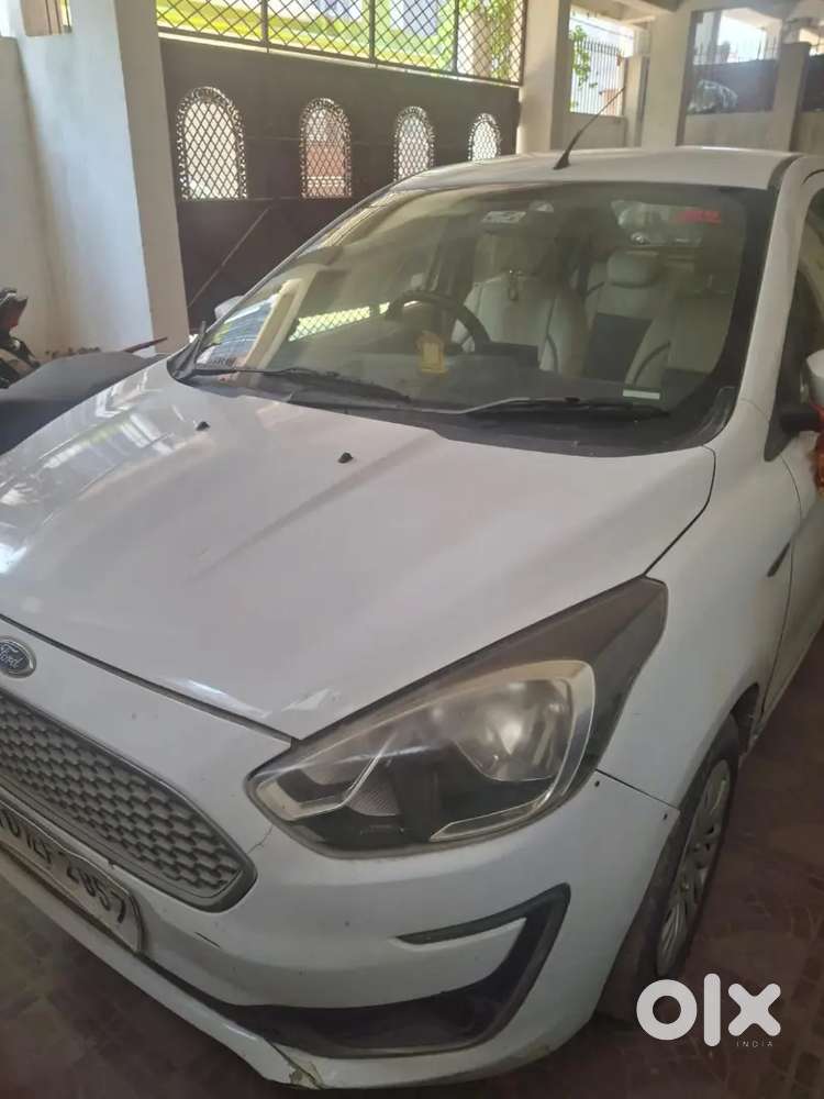 Ford Aspire Titanium Blu 2019