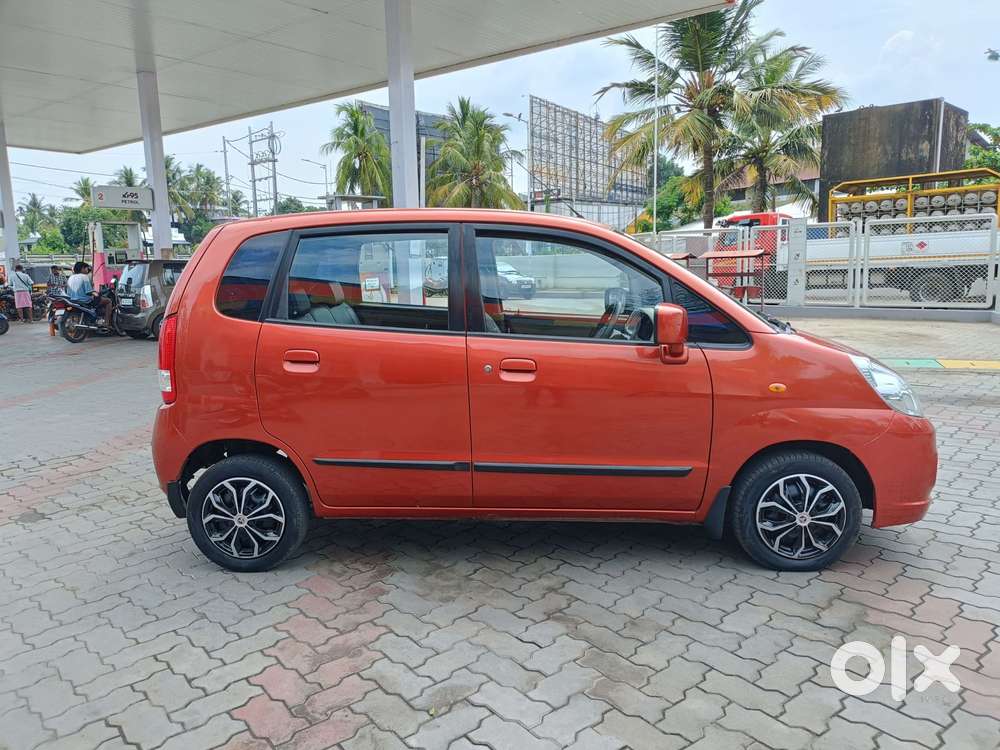 Maruti Suzuki Estilo Vxi, 2011, Petrol