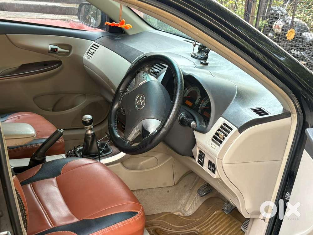 Toyota Corolla Altis 2011 Km Driven Car