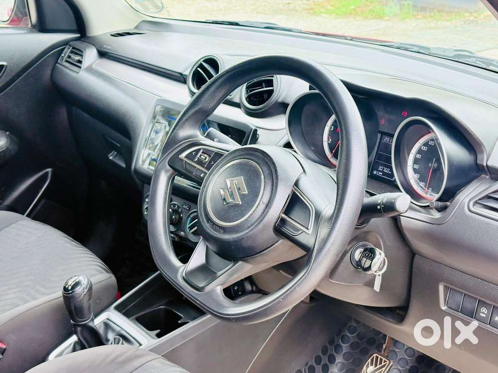 Maruti Suzuki Swift Vvt Vxi, 2021, Petrol