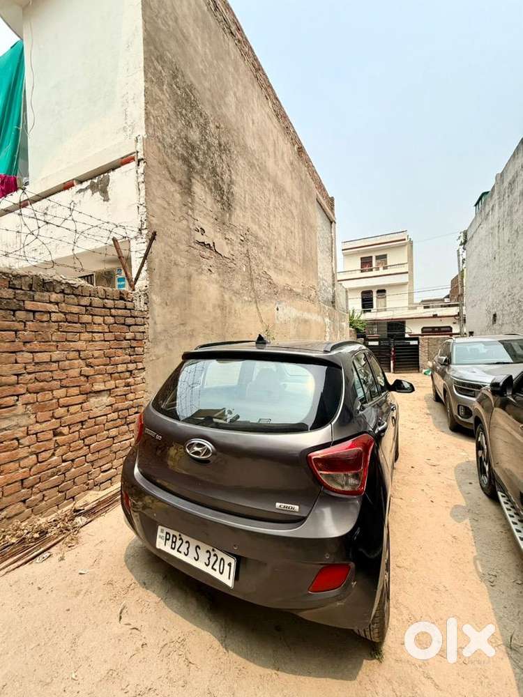 Hyundai Grand I10 2015 Diesel Well Maintained
