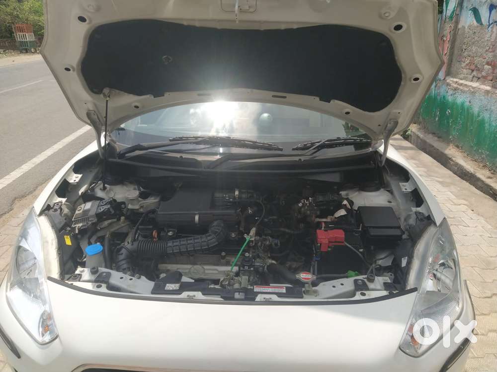 Maruti Suzuki Swift Dzire 1.3 Vxi, 2022, Cng & Hybrids