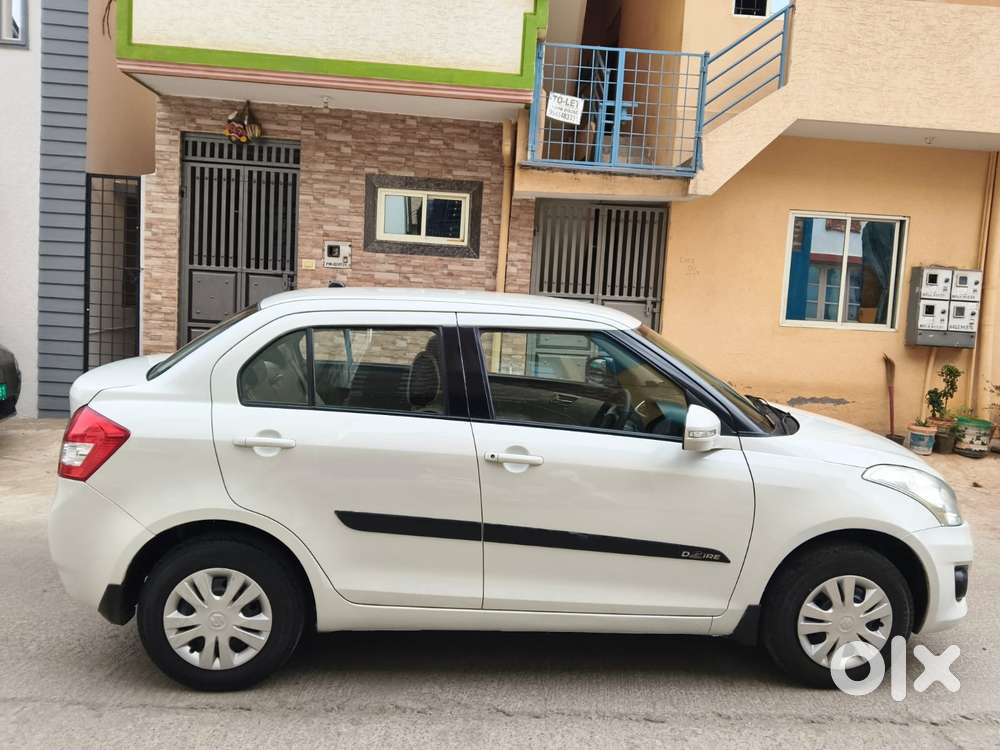 Maruti Suzuki Swift Dzire 1.2 Vxi Bsiv, 2013, Petrol
