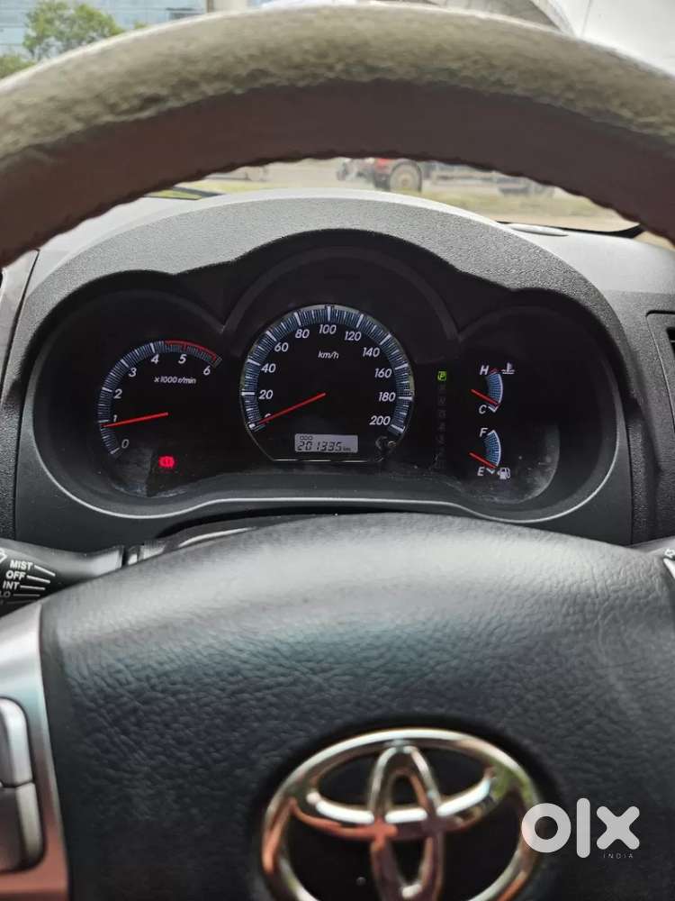 Toyota Fortuner 4x2 At, 2014, Diesel