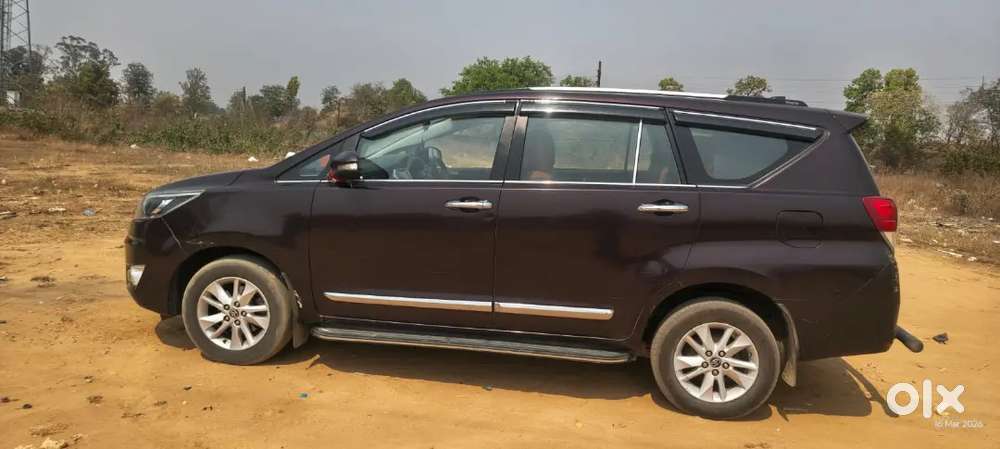 Toyota Innova Crysta 20 Diesel Well Maintained